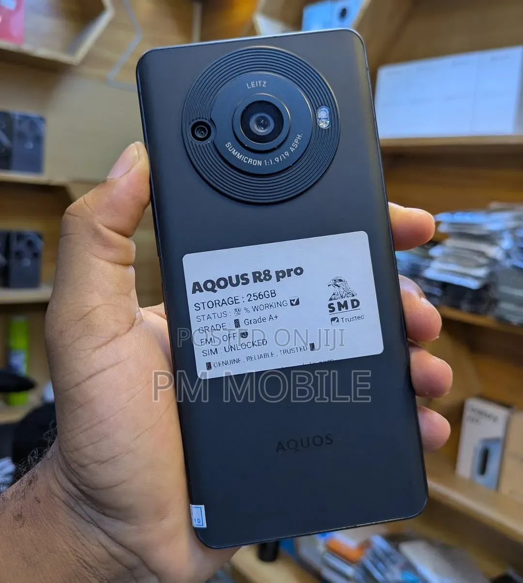 Sharp Aquos R8s pro 256 GB
