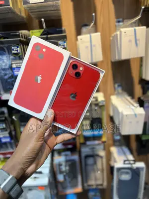 Apple iPhone 13 128 GB Red
