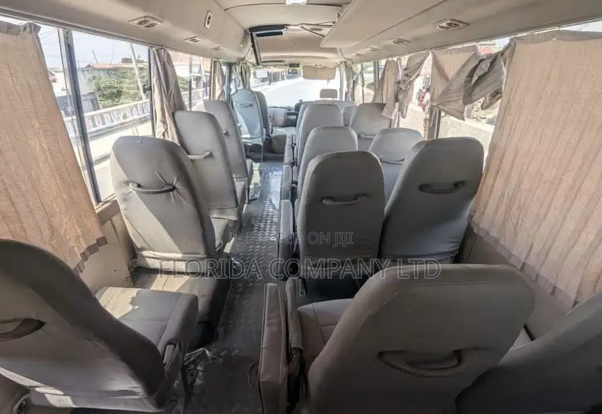 Toyota Coaster 1998