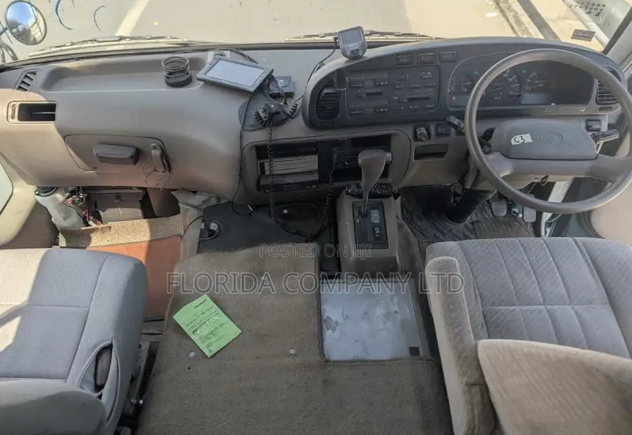 Toyota Coaster 1998