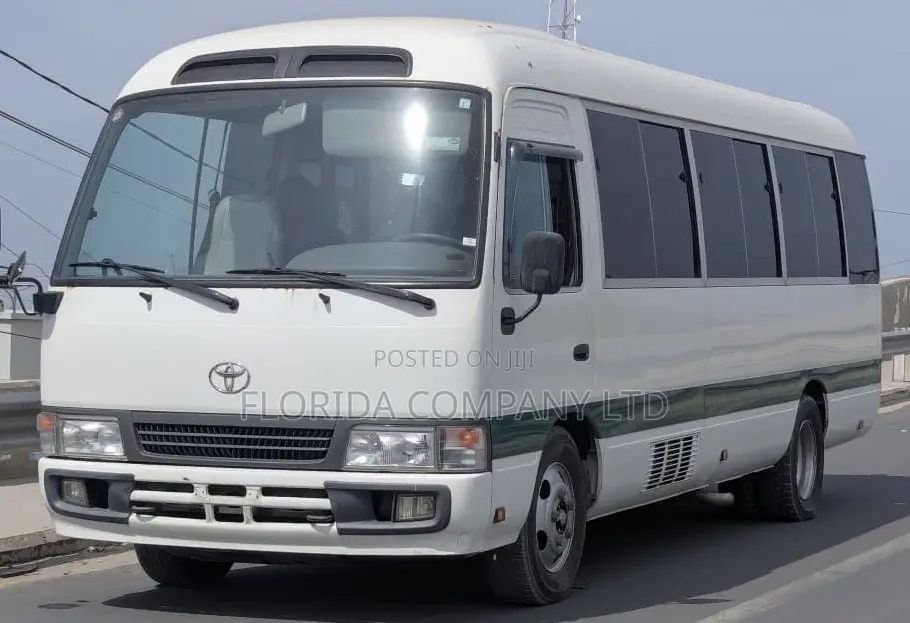 Toyota Coaster 2005