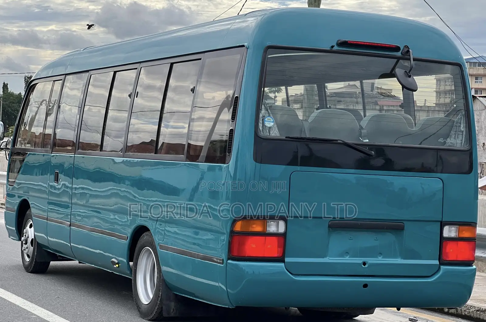 Toyota Coaster 2004 Blue