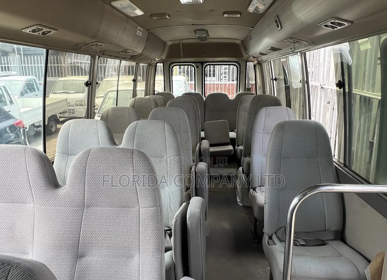 Toyota Coaster 2000