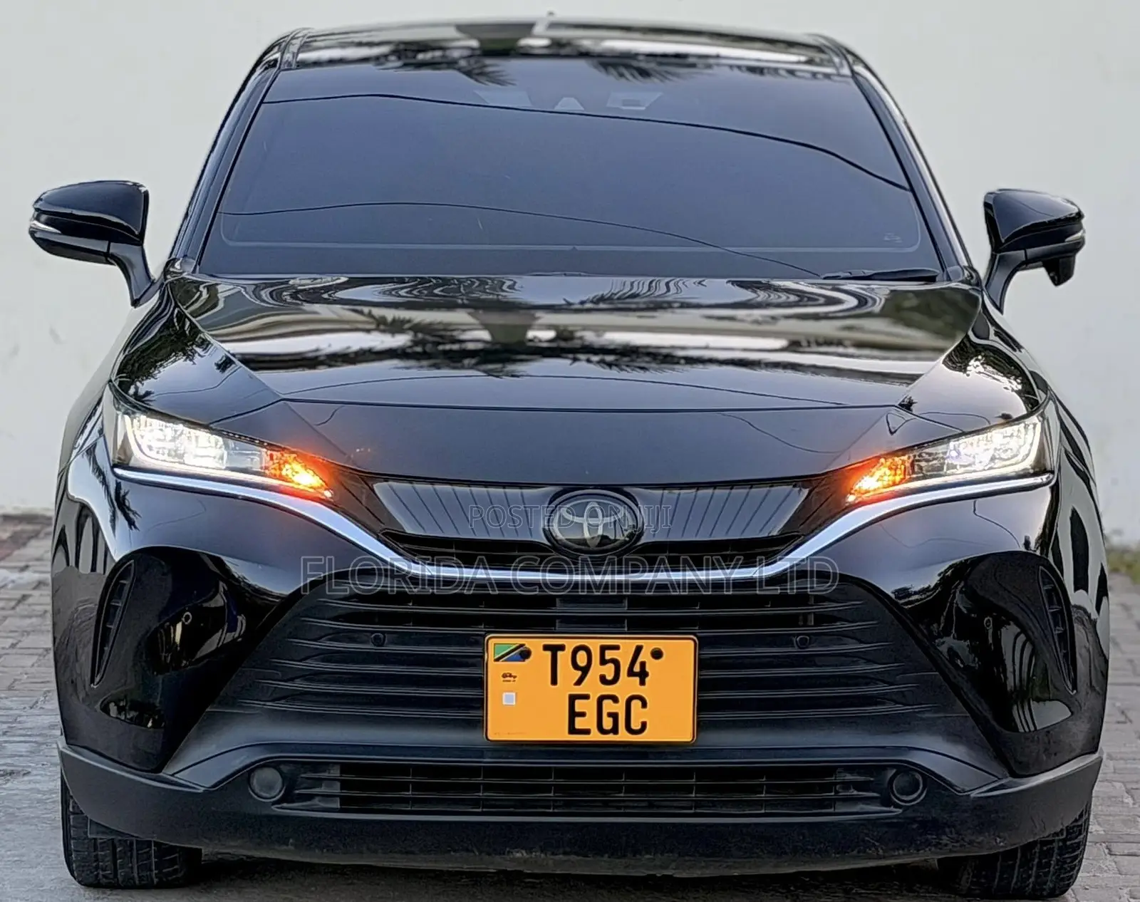 Toyota Harrier 2021 Black