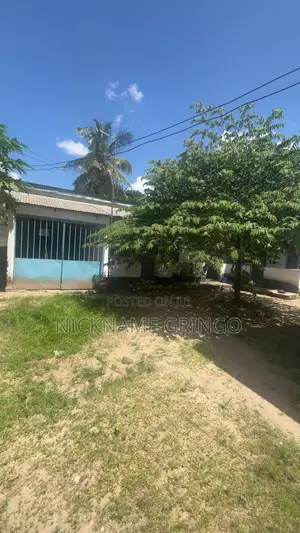 5bdrm House in Bunju for sale