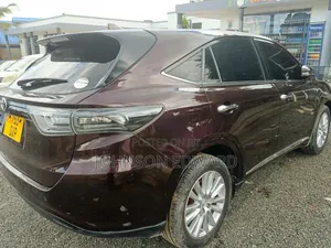 Toyota Harrier 2015 Maroon