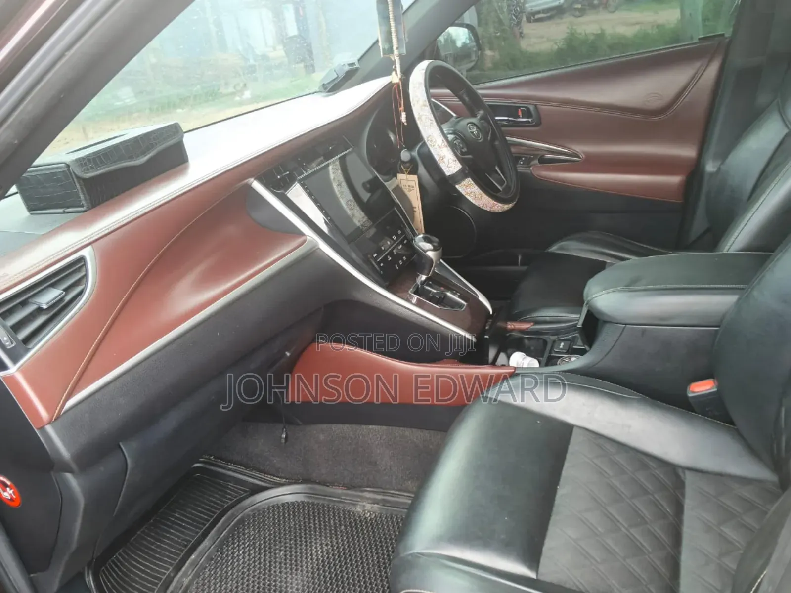 Toyota Harrier 2015 Maroon