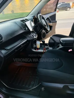 Toyota Vanguard 2011