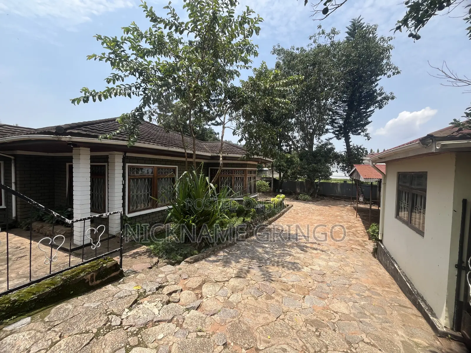 Furnished 6bdrm House in Buzuruga for sale