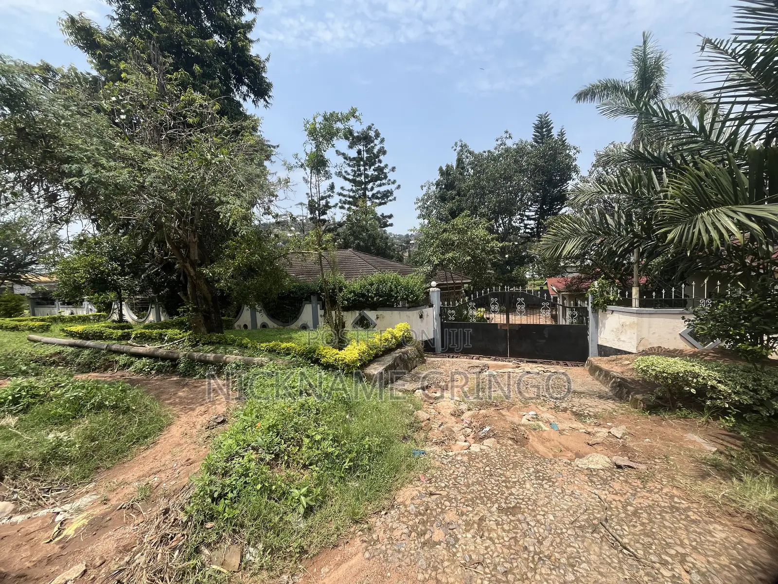 Furnished 6bdrm House in Buzuruga for sale