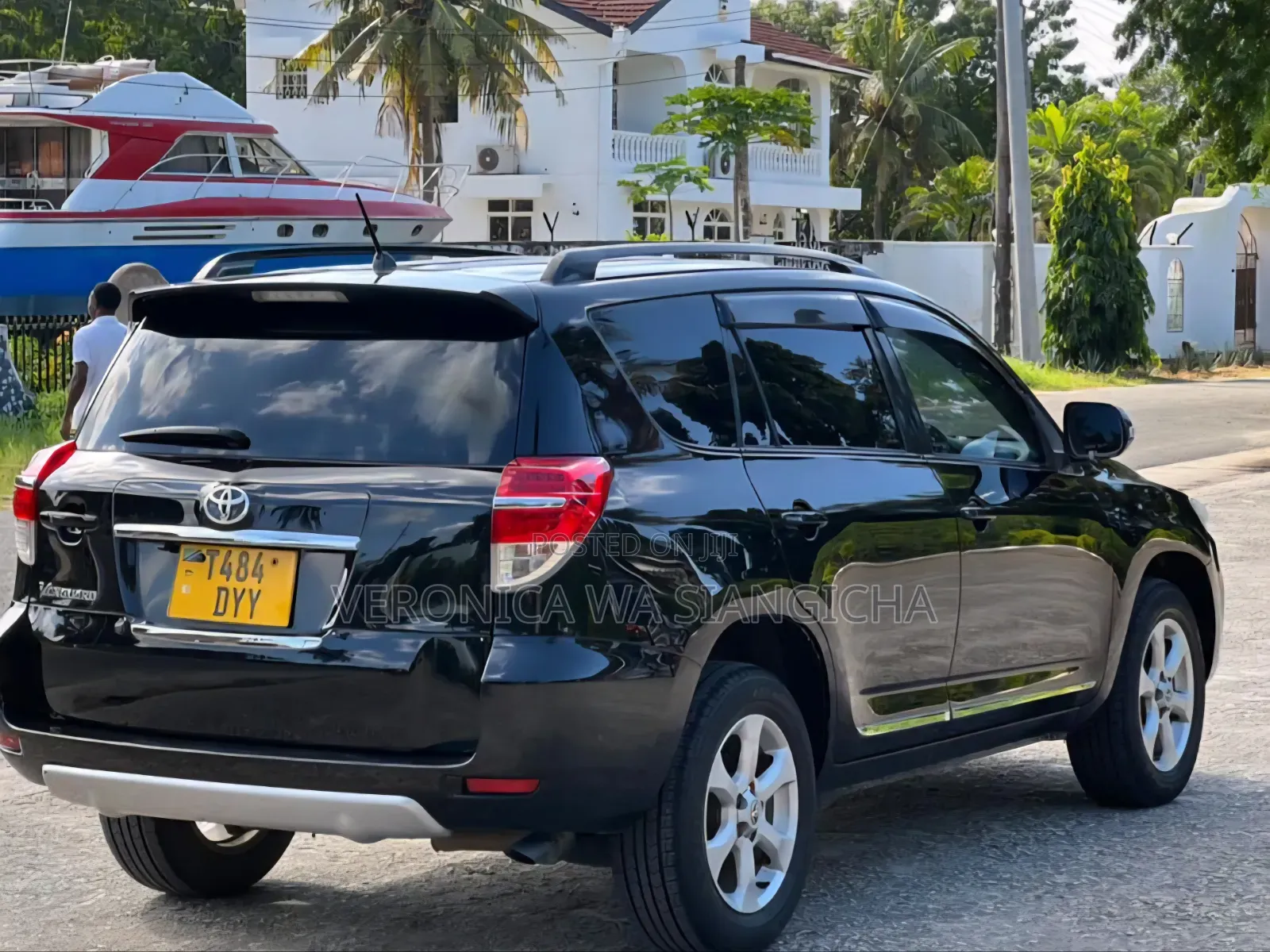 Toyota Vanguard 2011 Black