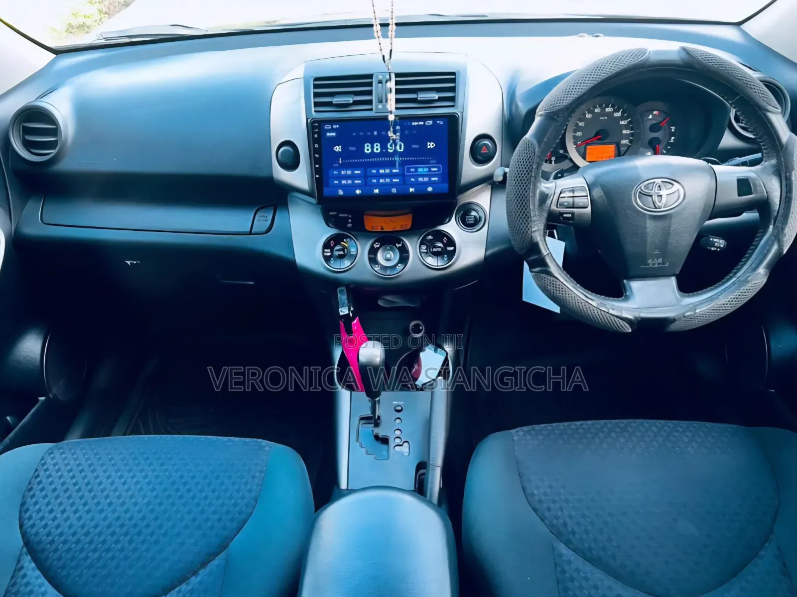 Toyota Vanguard 2011 Black