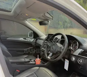 Mercedes-Benz GLE-Class GLE 350d 4MATIC 2017 White