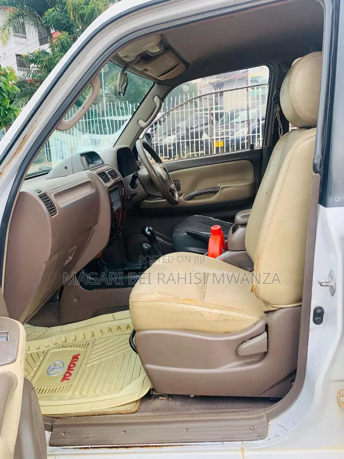 Toyota Land Cruiser Prado 2.7 3dr 2002 White