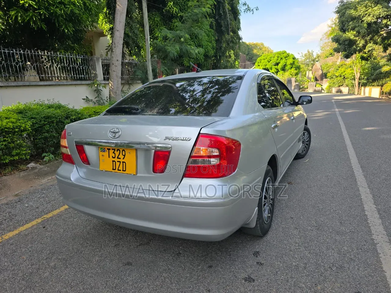 Toyota Premio 2005 Silver