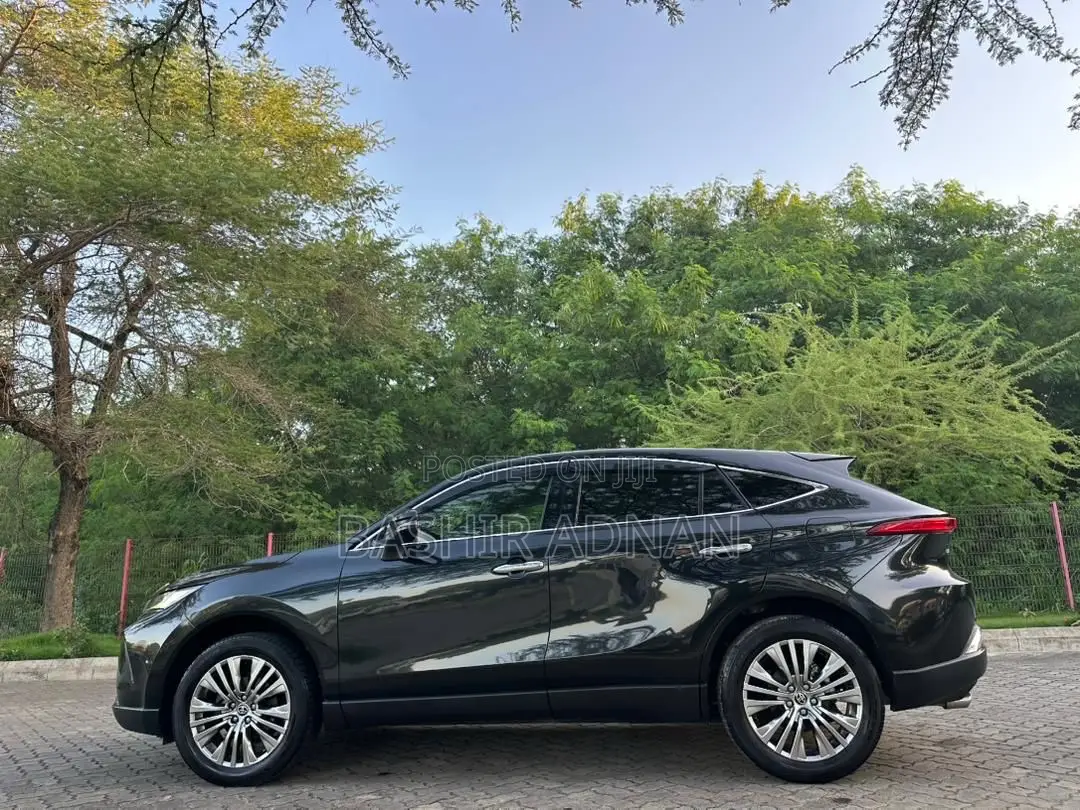 Toyota Harrier Hybrid Z 2020 Black