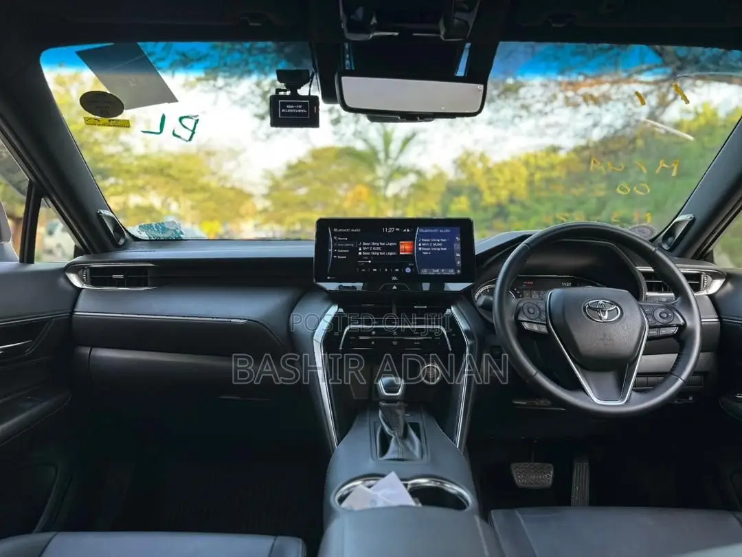Toyota Harrier Z 2020 Beige