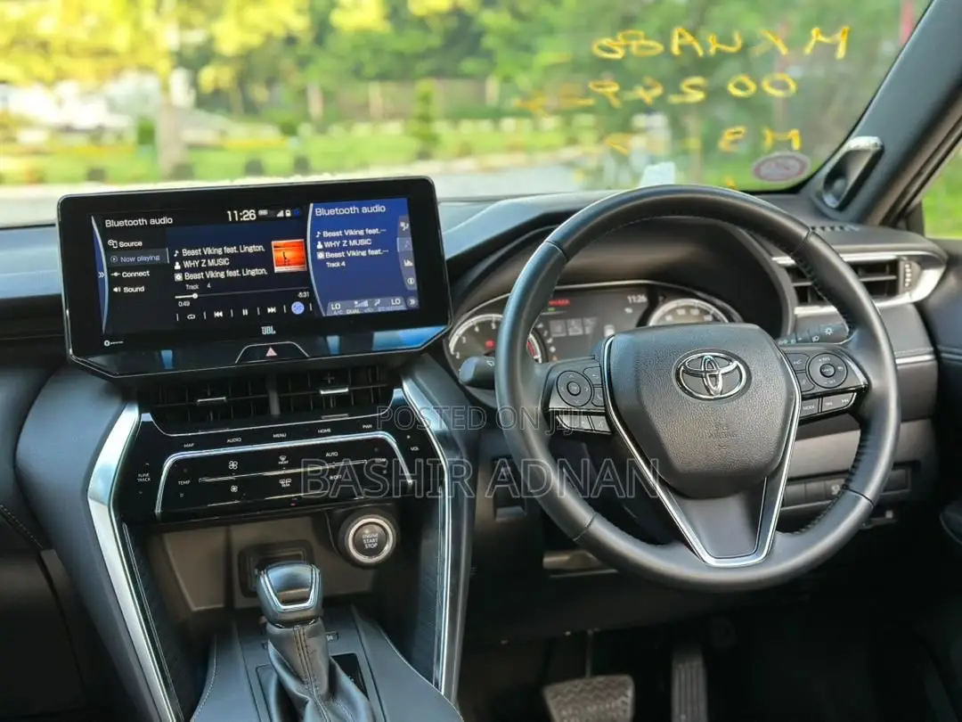 Toyota Harrier Z 2020 Beige
