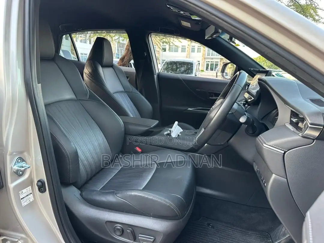 Toyota Harrier Z 2020 Beige