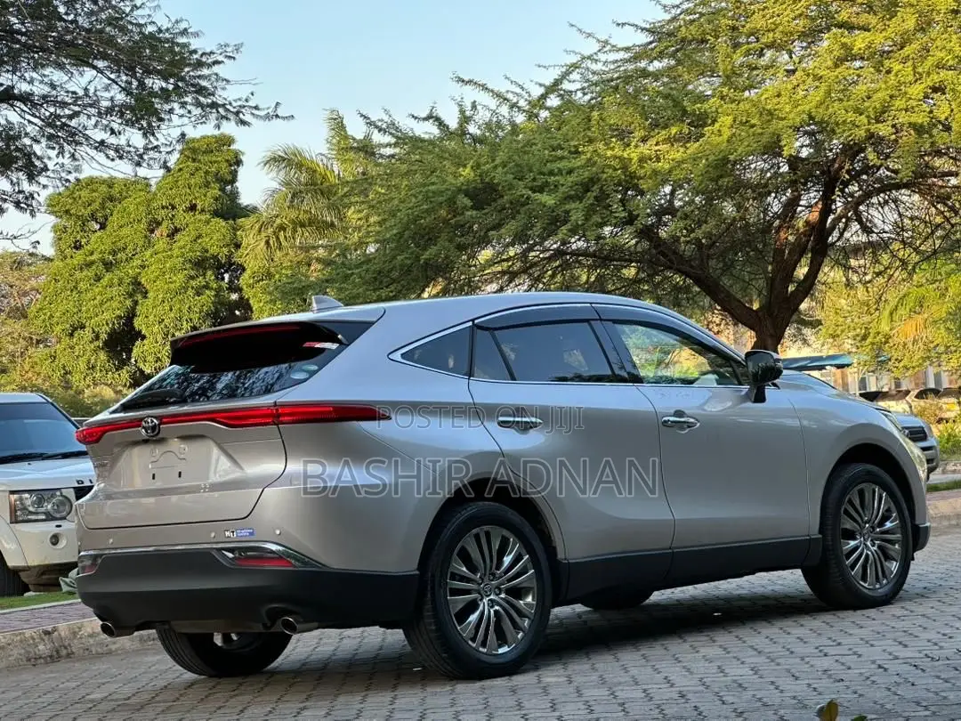 Toyota Harrier Z 2020 Beige