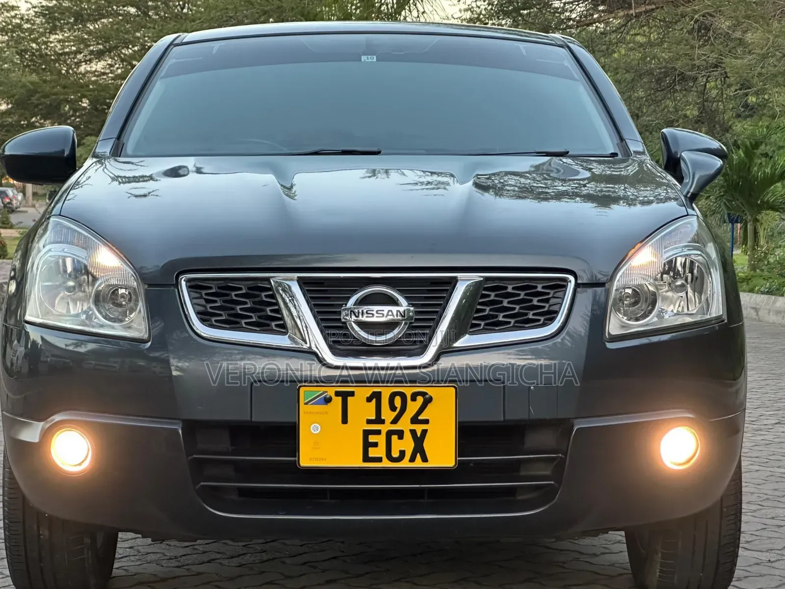 Nissan Dualis 2011 Black
