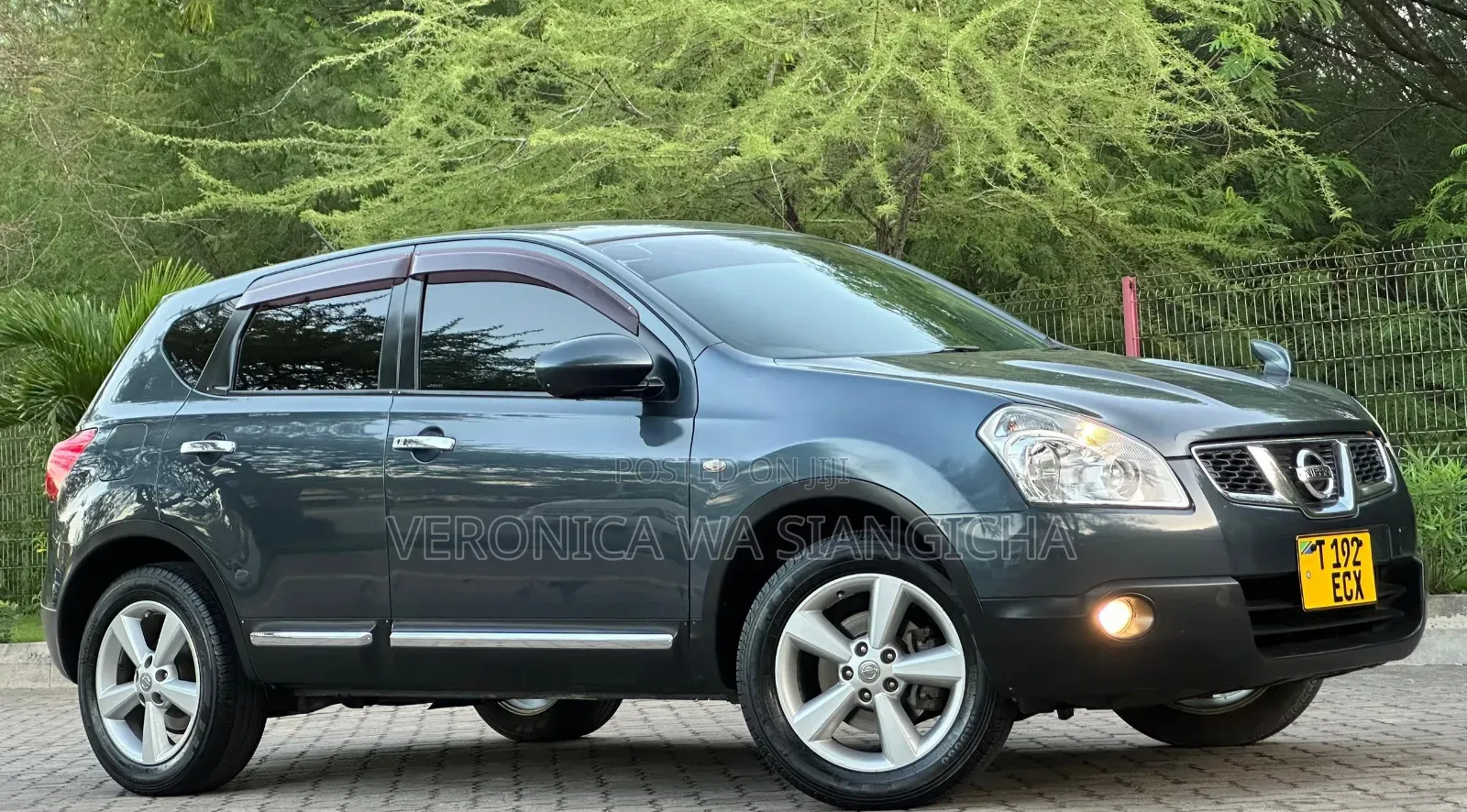 Nissan Dualis 2011 Black