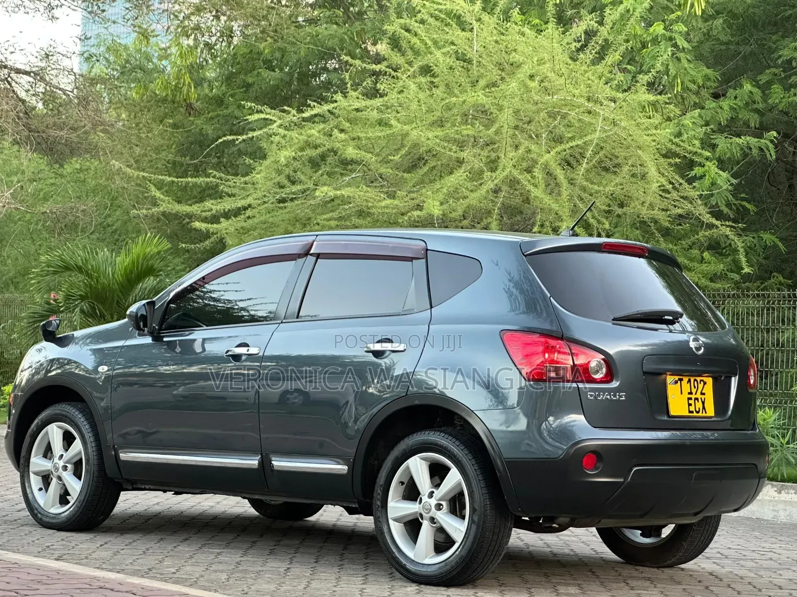 Nissan Dualis 2011 Black