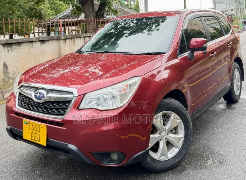 Subaru Forester 2.5i Limited PZEV 4dr SUV AWD (2.5L 4cyl CVT) 2015 Red