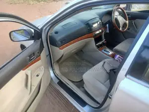 Toyota Harrier 2.4 4WD 2006 Silver