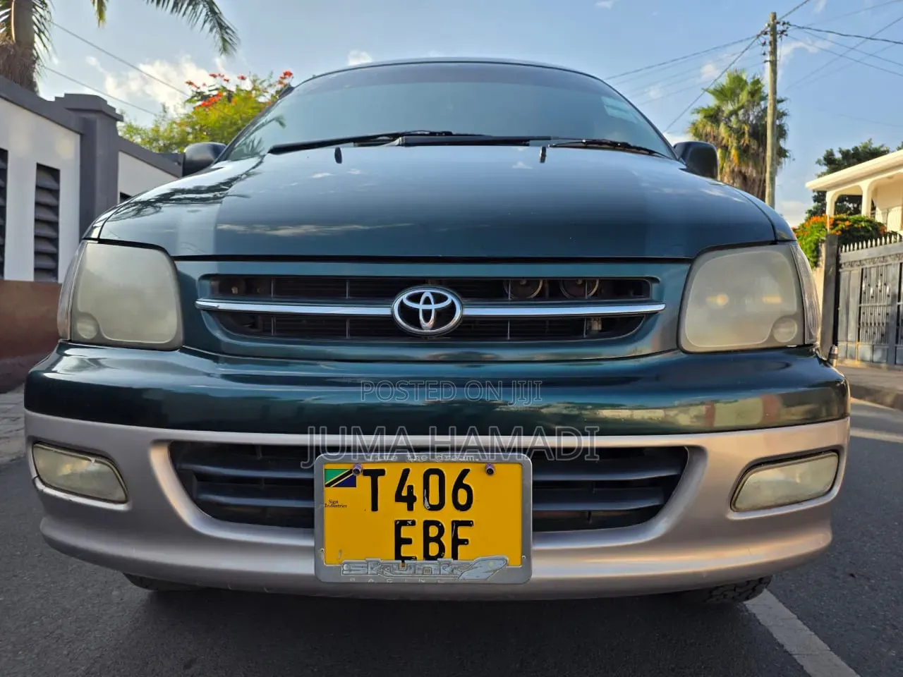 Toyota Noah 2021 Green