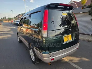 Toyota Noah 2021 Green