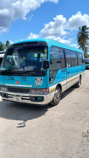 Toyota Coaster 2005