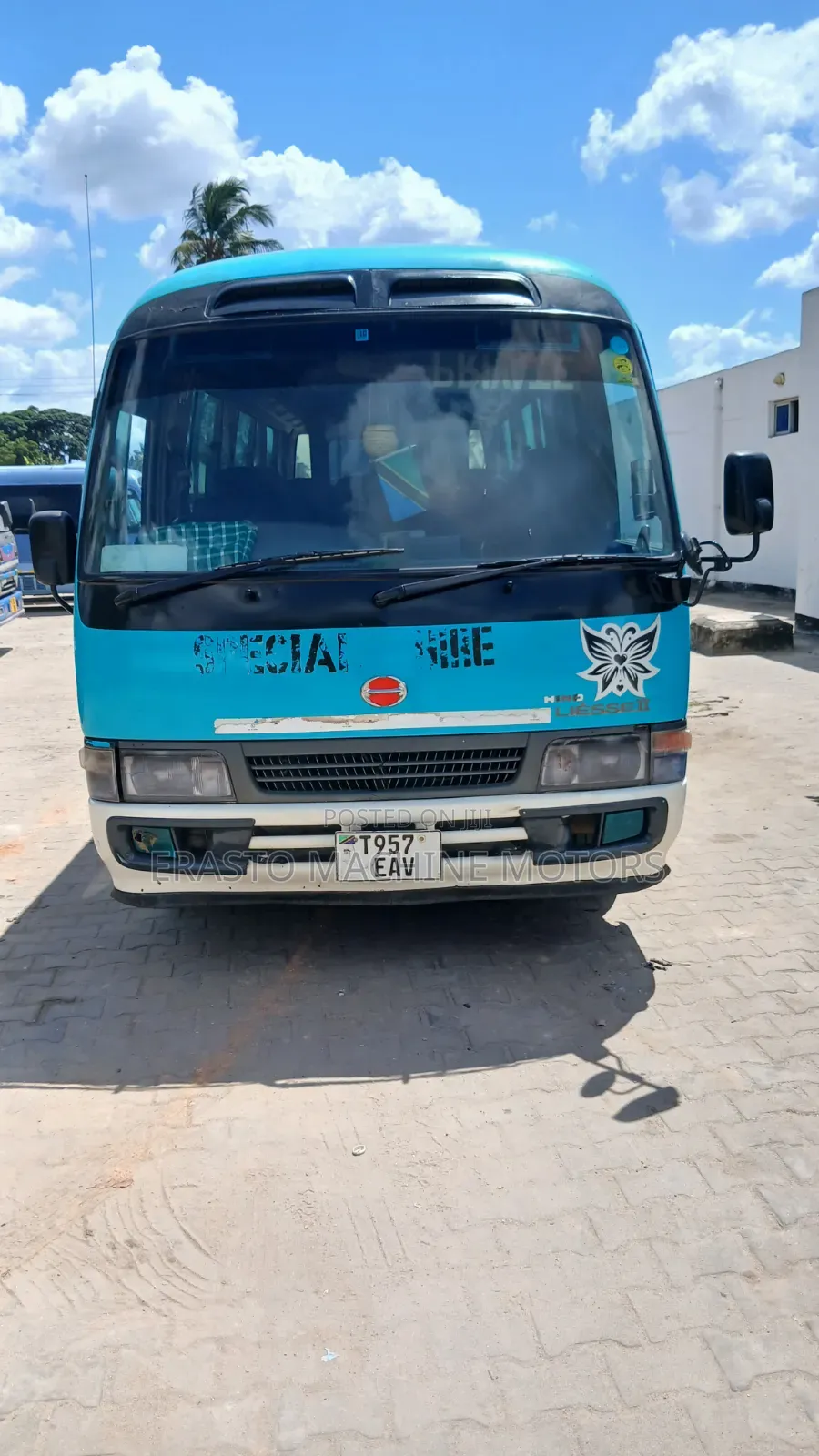 Toyota Coaster 2005