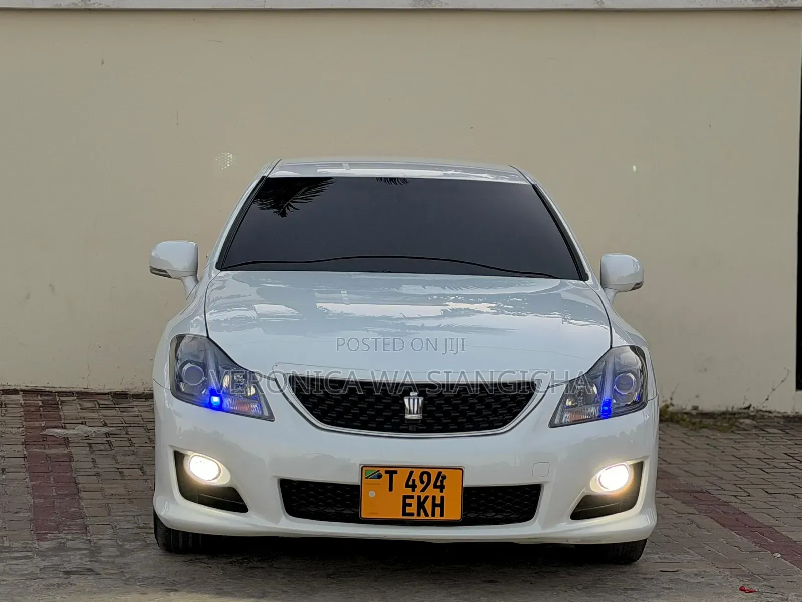 Toyota Crown 2008 White