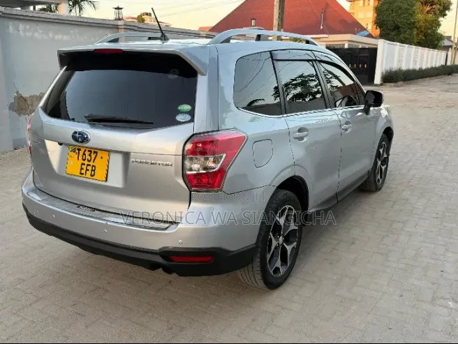 Subaru Forester 2013 Silver