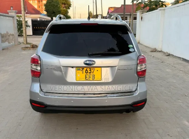 Subaru Forester 2013 Silver