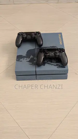 Nauza Playstation 4