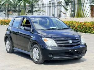 Toyota IST 2003 Black