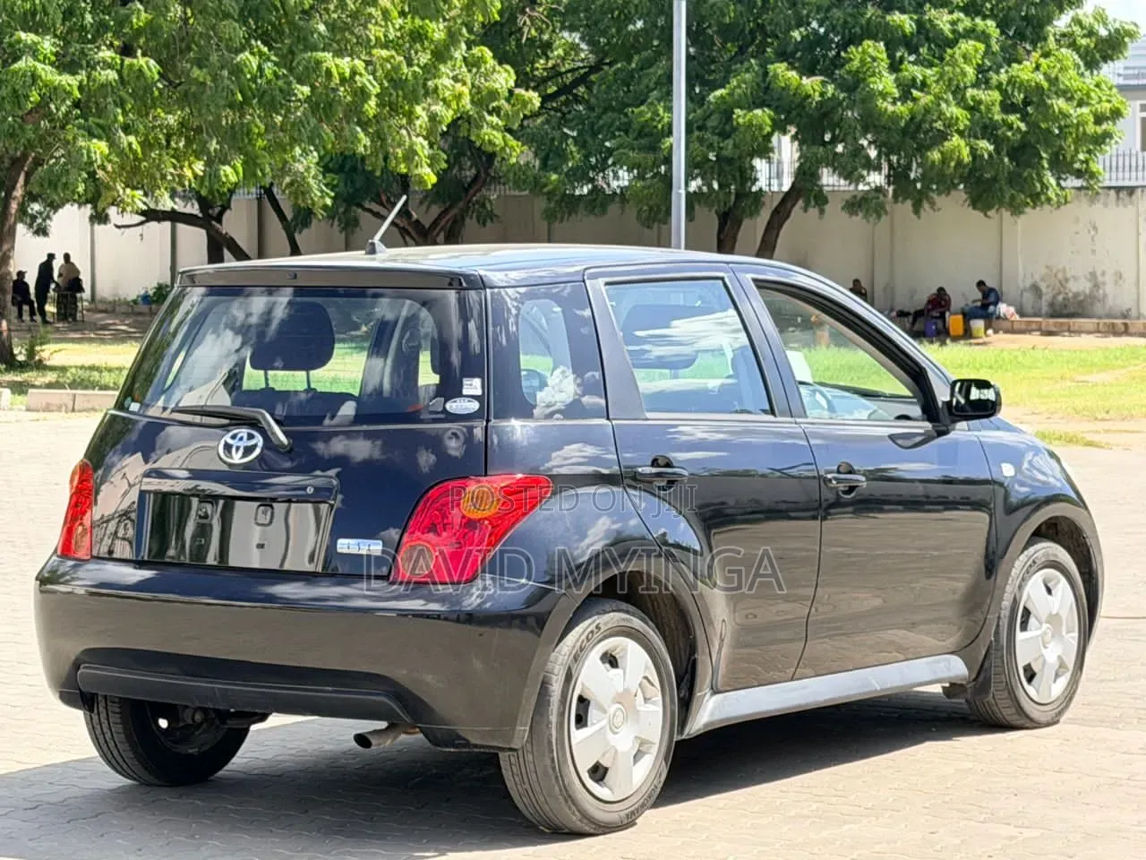 Toyota IST 2003 Black