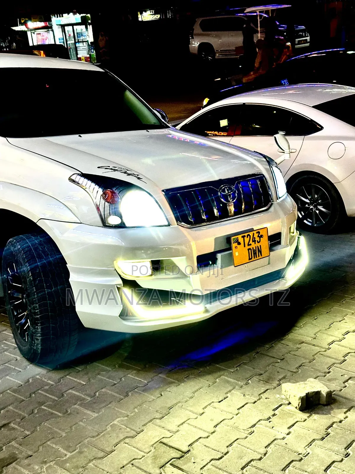 Toyota Land Cruiser Prado 2008 White