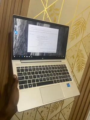 Laptop HP ProBook 440 16GB Intel Core i5 SSD 256GB