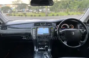 Toyota Crown Royale 2005 Black