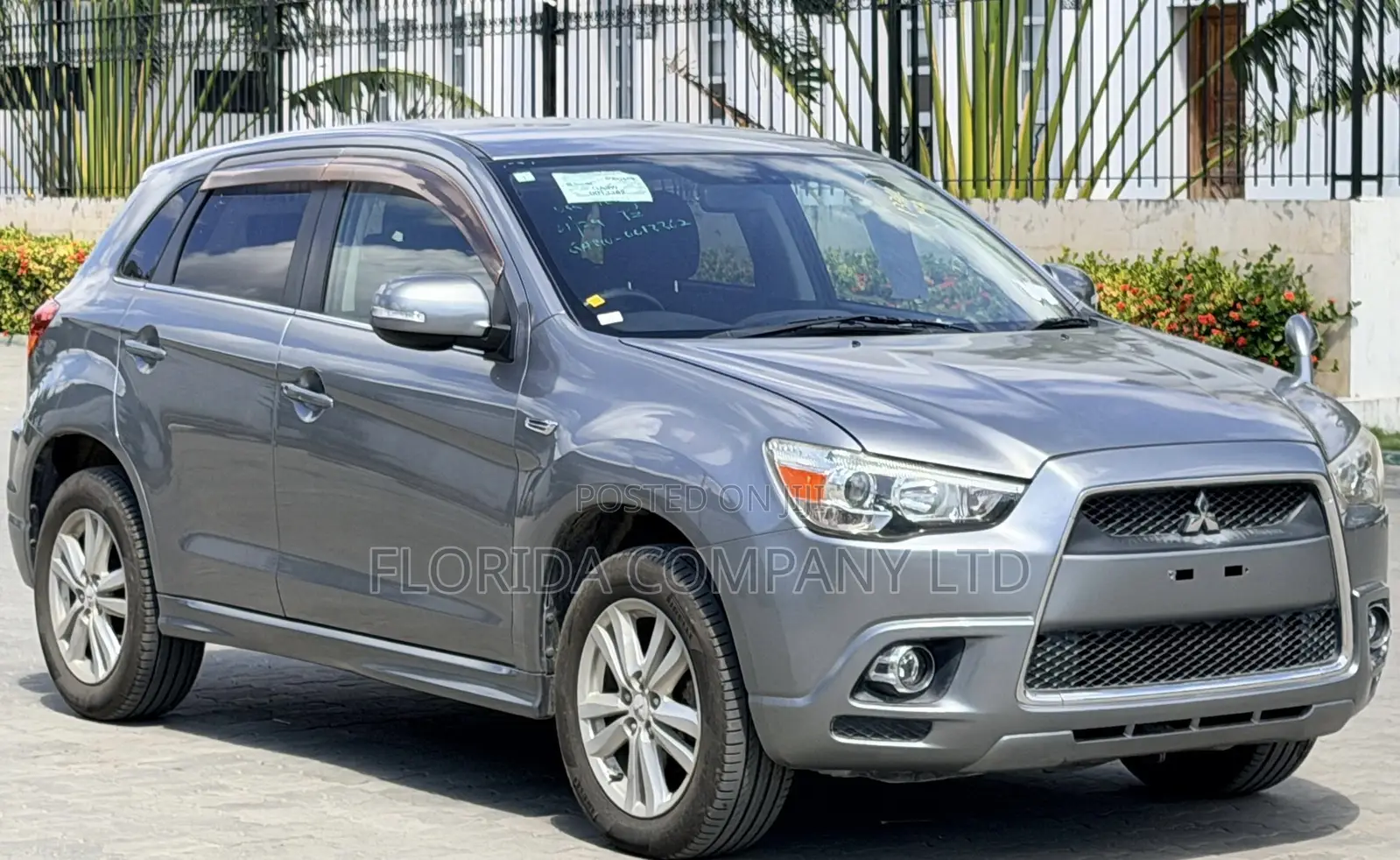 Mitsubishi RVR 2010