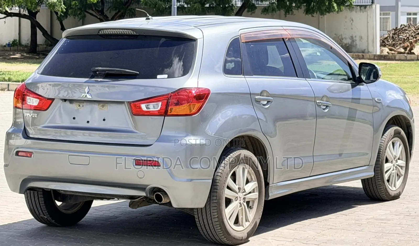 Mitsubishi RVR 2010