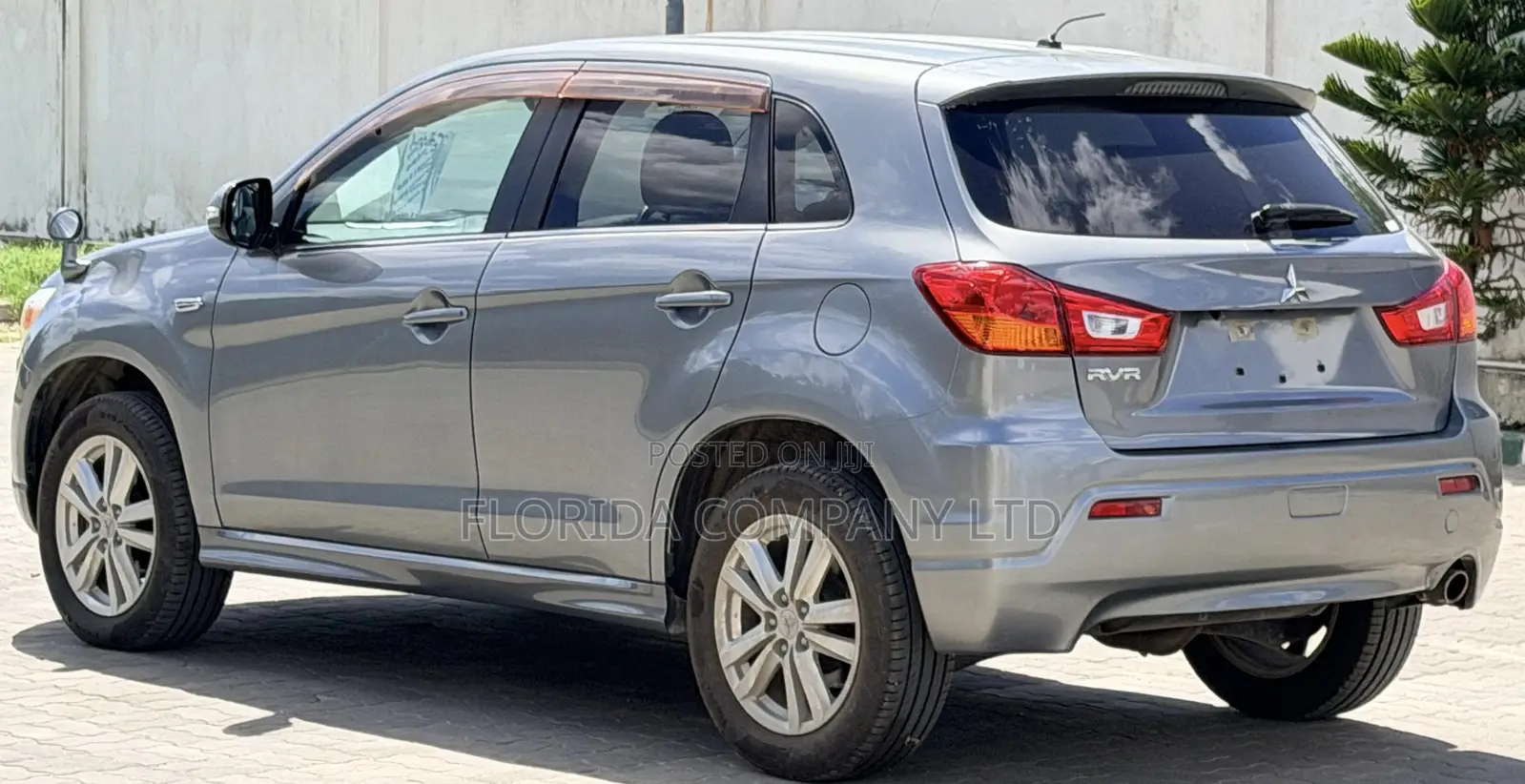Mitsubishi RVR 2010
