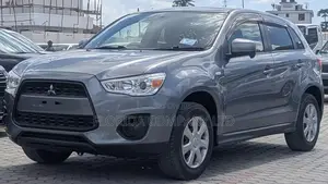 Mitsubishi RVR 2.0 2012