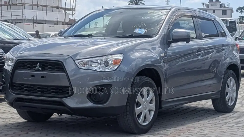 Mitsubishi RVR 2.0 2012
