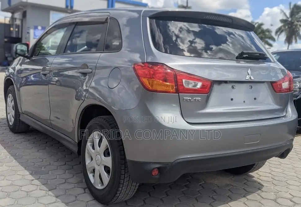 Mitsubishi RVR 2.0 2012
