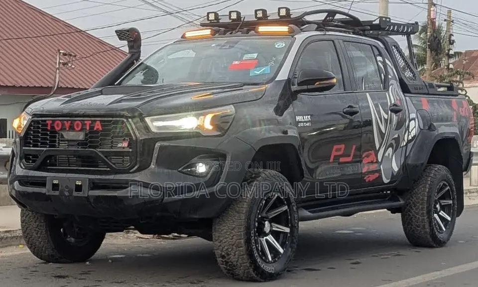 Toyota Hilux 2019 Gray