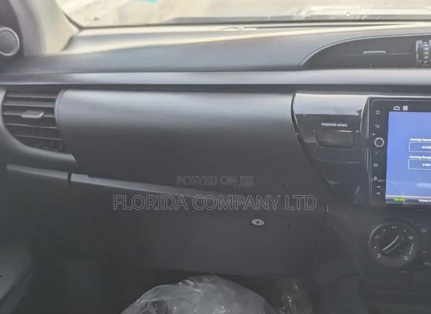 Toyota Hilux 2019 Gray